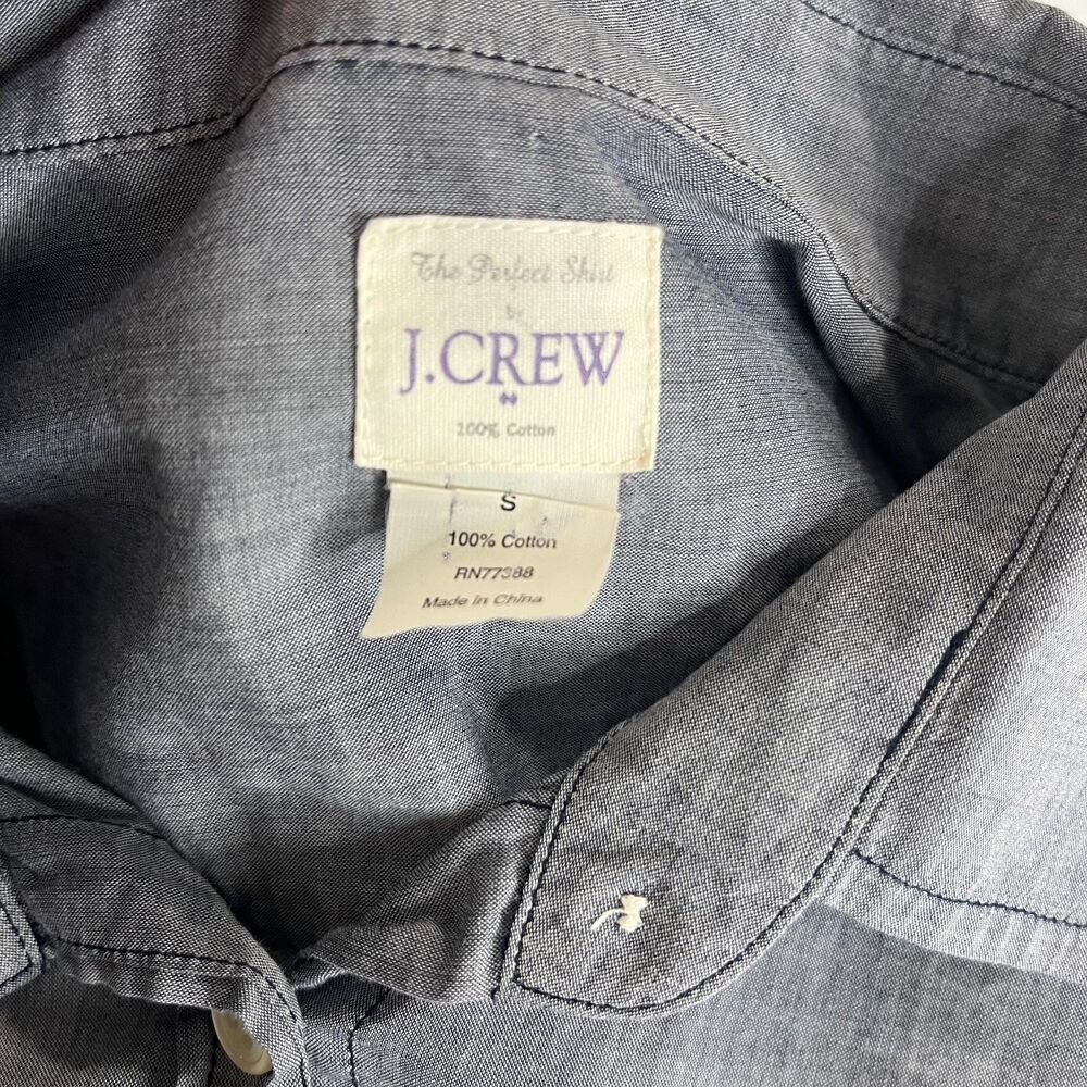 J Crew Womens Button Up Shirt S Blue The Perfect Shirt Long Sleeve Top Pocket - Picture 2 of 7